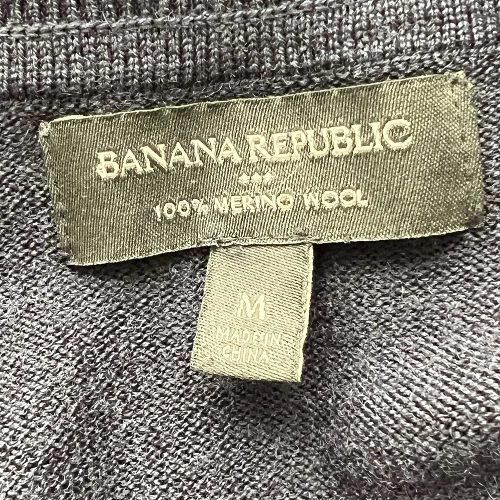 Banana Republic Mens Merino Wool Sweater Sz‎ M Navy Blue Knit V Neck Long Sleeve